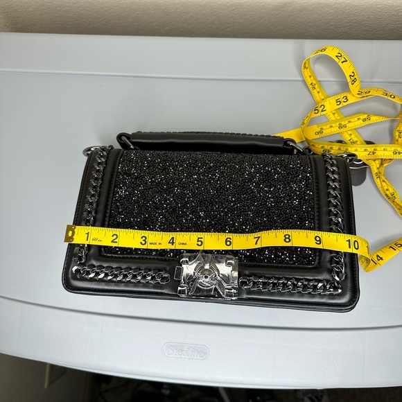 Black Sparkly Handbag - Picture 6 of 8